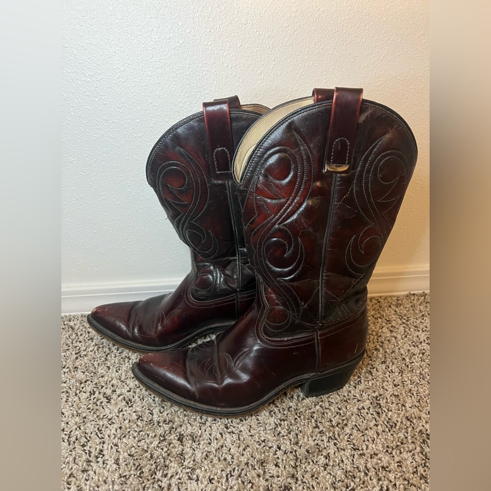 vintage men’s Acme western leather cowboy boots pointy toe burgandy 8 D